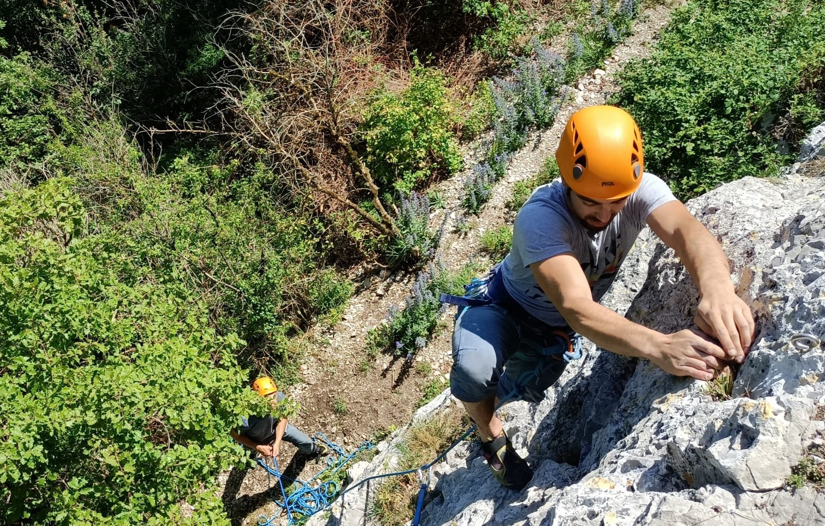 Escalade en falaise - Bureau des guides de Chambéry